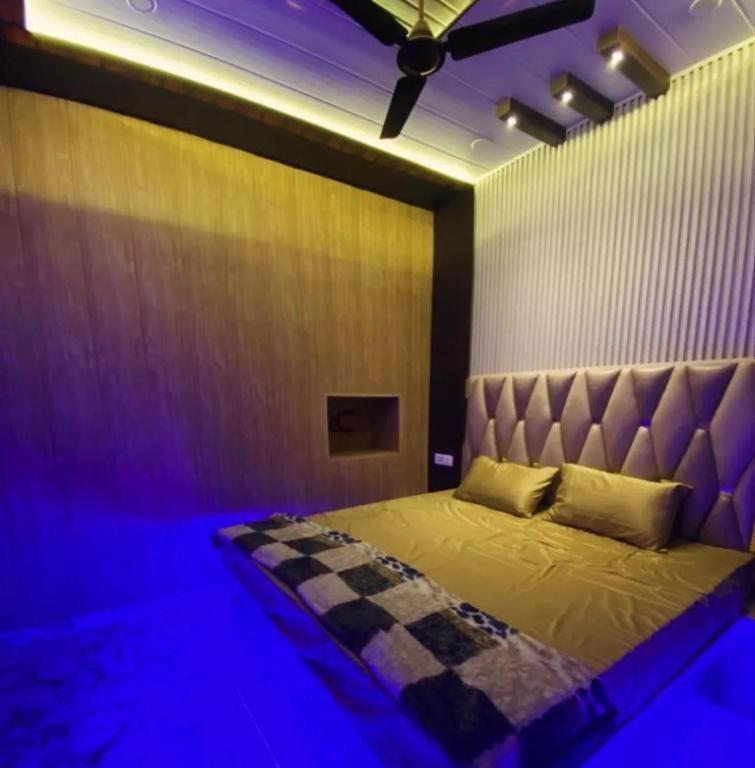 Namo Guest House Only For Indians พาราณสี ภายนอก รูปภาพ